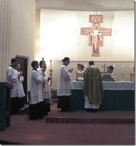 Misa en la Forma Extraordinaria MIC_thumb[3]