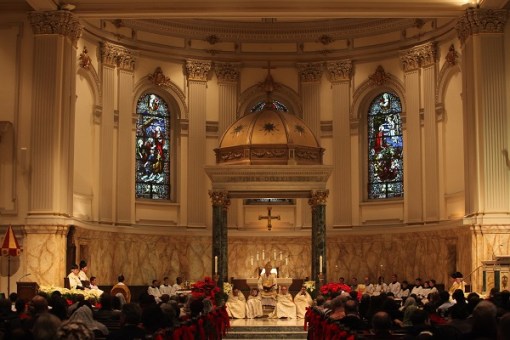 Solemne Misa Ponfical, Vetus Ordo. Ofica Mons. Athanasius Schneider.