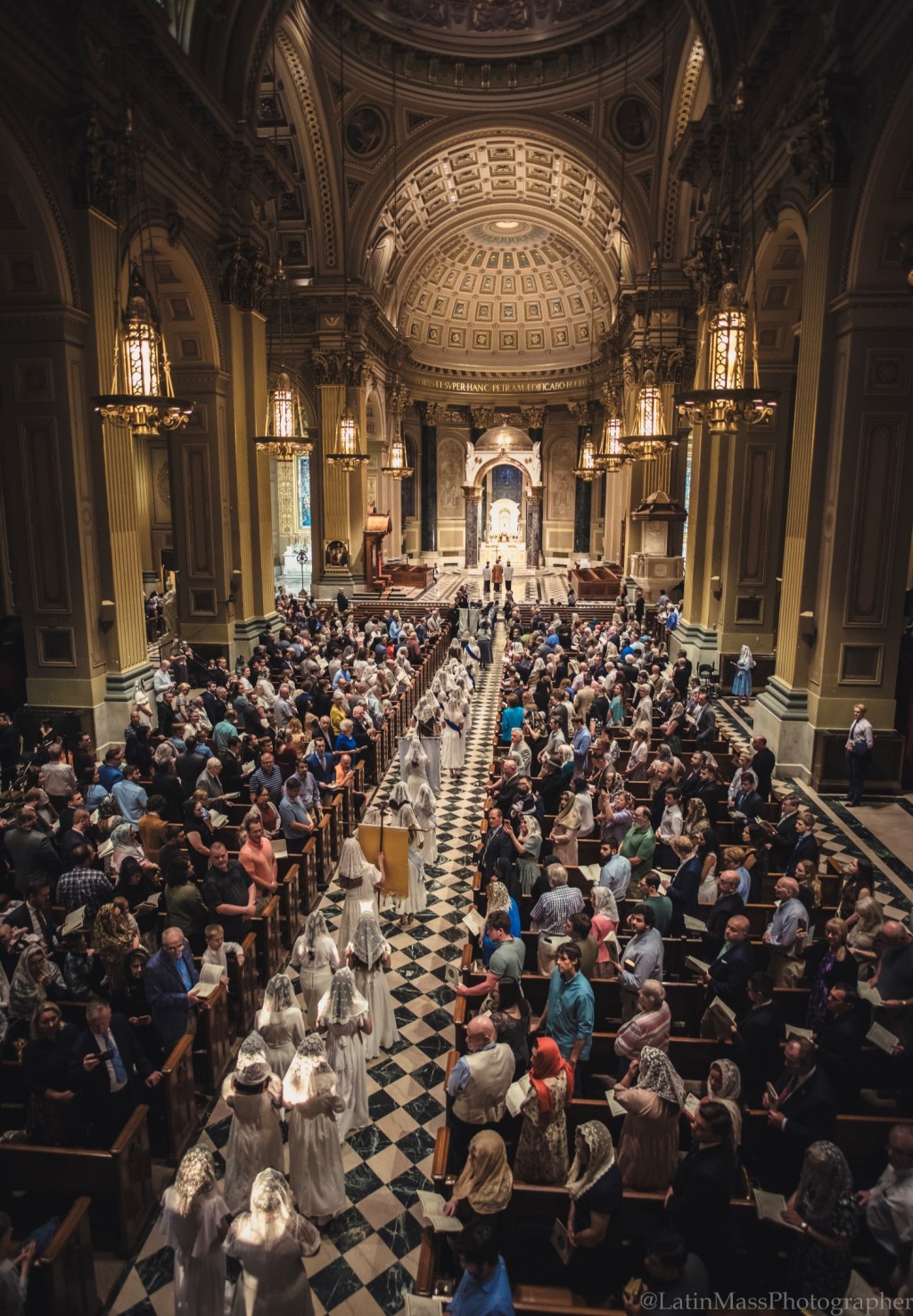 MISA EN LA CATEDRAL DE&nbsp;FILADELFIA